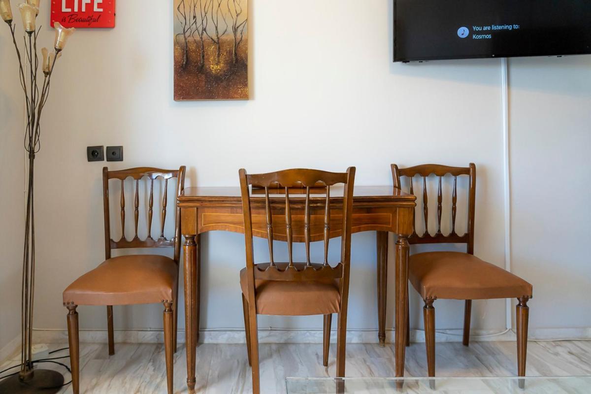 Alex House Apartment Varkiza Bagian luar foto